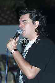 Amir Resic Nino, pevac