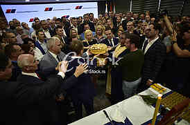 SNS slava