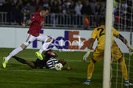 Umar Sadik  Partizan vs Mancester junajted