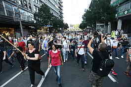 Protest ispred Skupstine Srbije