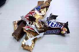 Twix and snickers chocolate candy.
